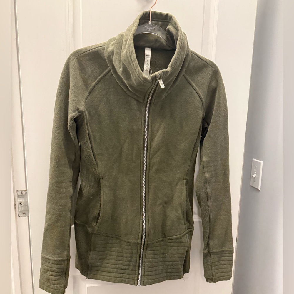 Lululemon Radiant Jacket Sz 6